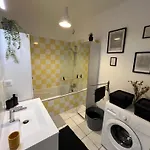 Maola, Calme Et Apartment